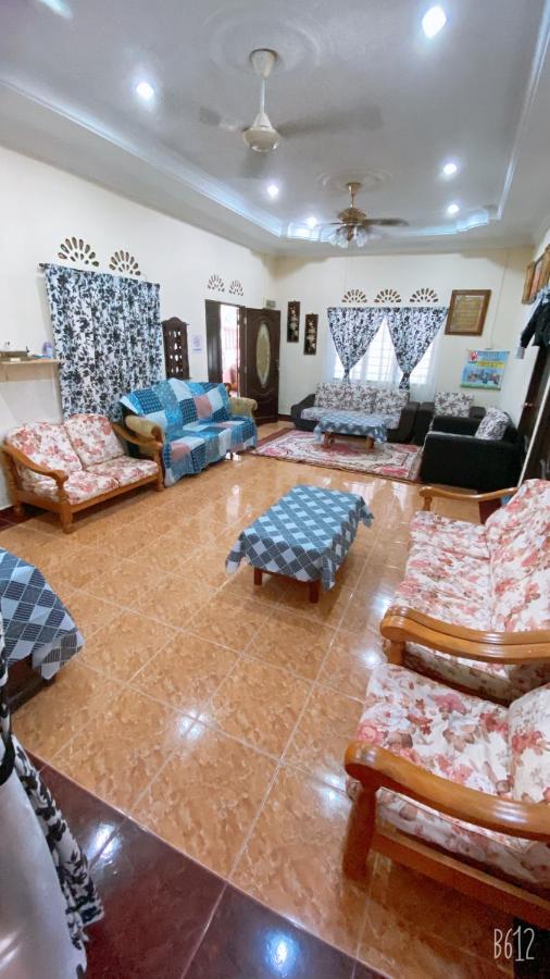 Homestay Cahaya Kaseh - Chambres d’hôtes