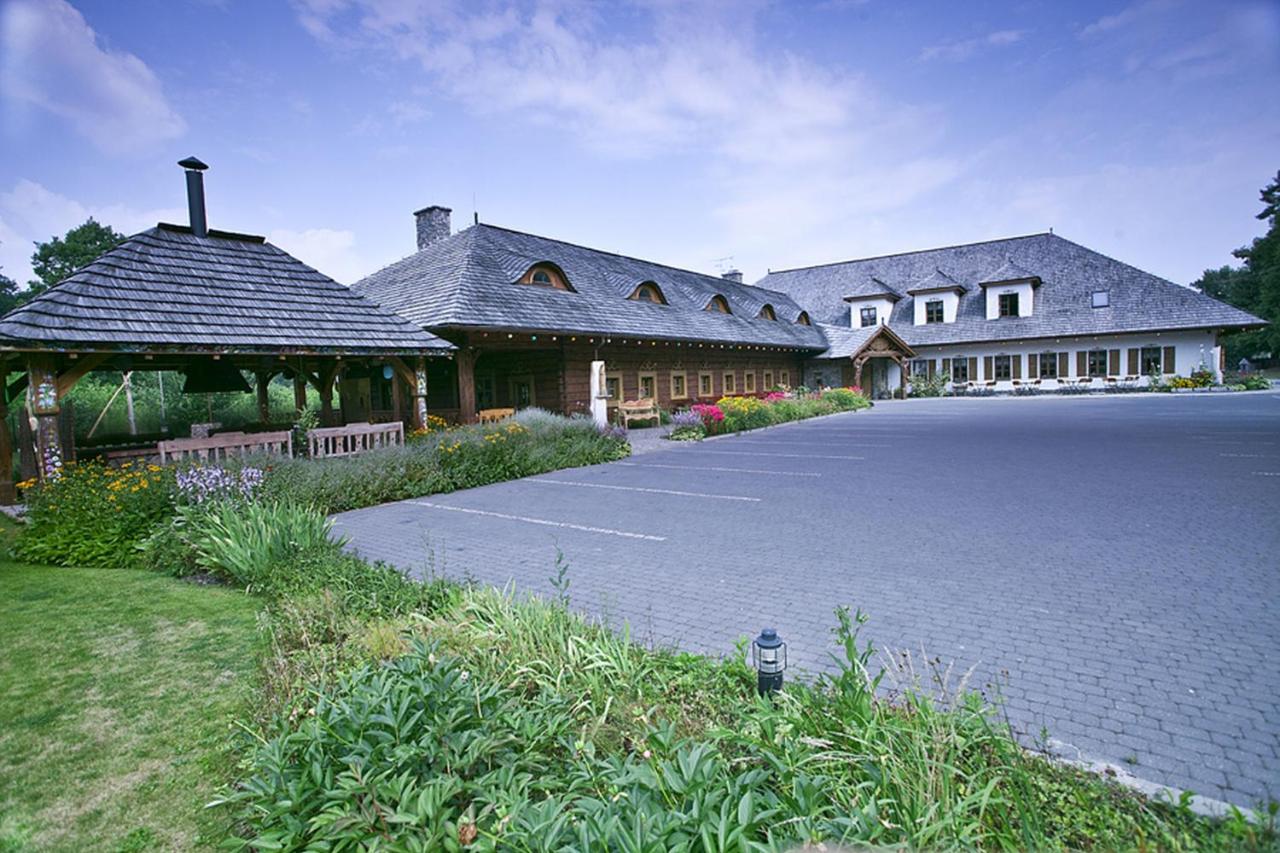 Lipowy Gościniec - B&B Otwock Mały