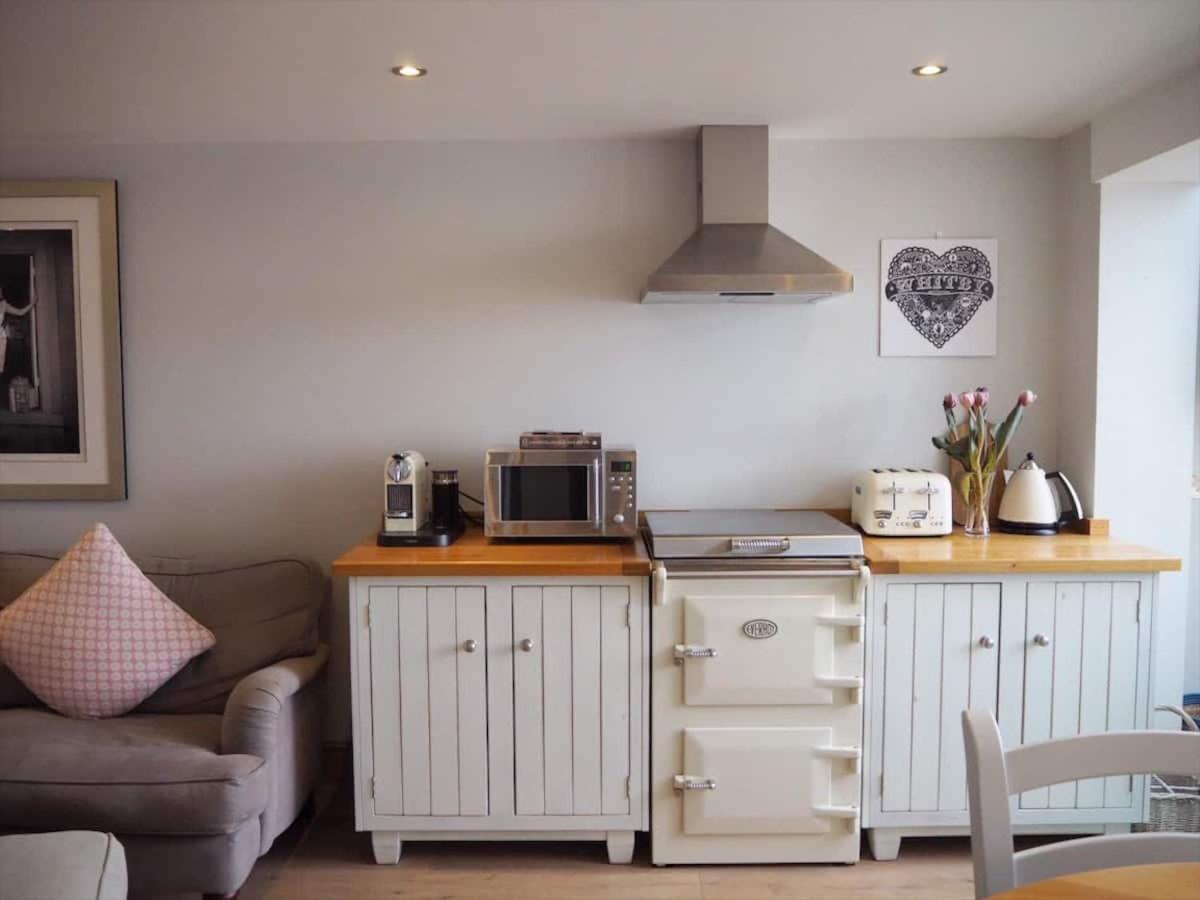 Annie’s cottage , Whitby . Beautiful sea views - B&B Whitby