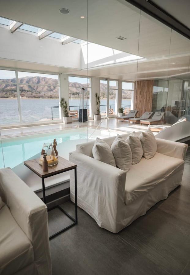 Departamento con vista al lago en Veneto Village - Chambres d'hôtes Villa Parque Síquiman