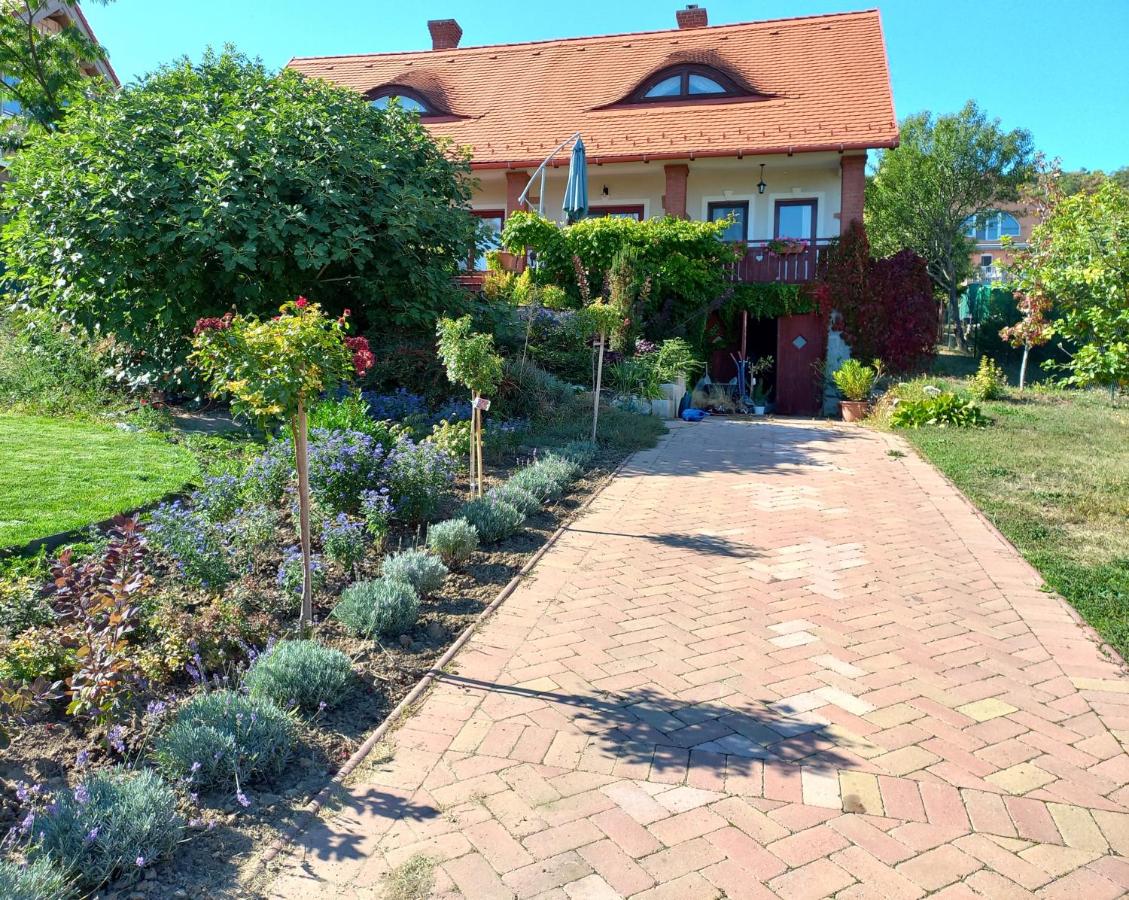 Hajnal Vendégház Balatonfüred - Ferienwohnung