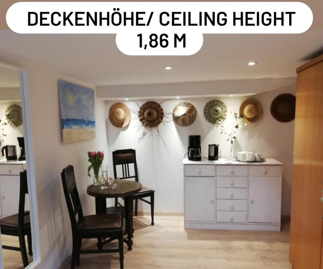 Doppelzimmer mit Dusche im Souterrain