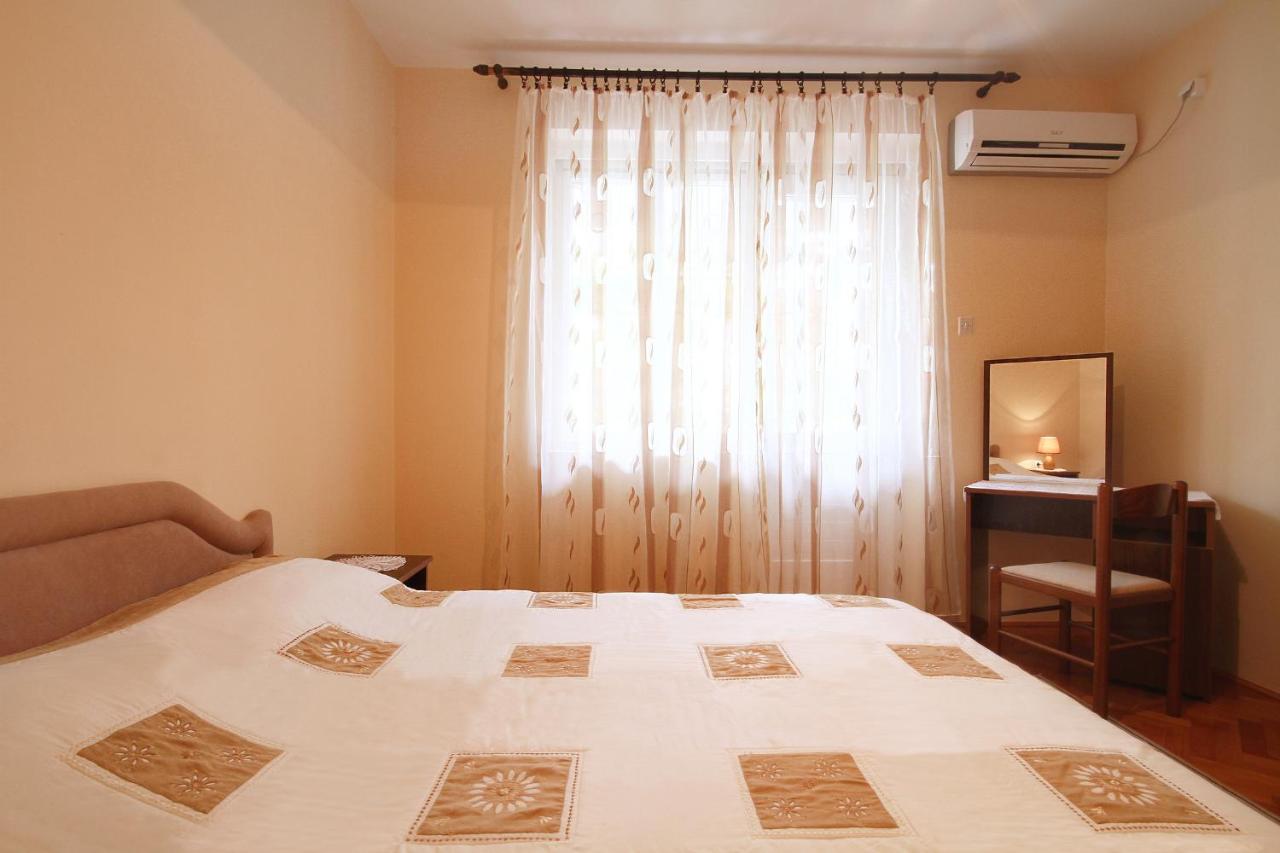 Apartment mit Gartenblick