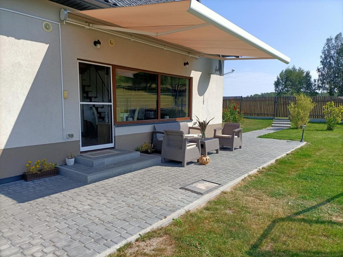 Siedlisko Dwa Żurawie - Uroczy domek nad stawem, z kominkiem, obok konie - Chambres d'hôtes Czarna Huta