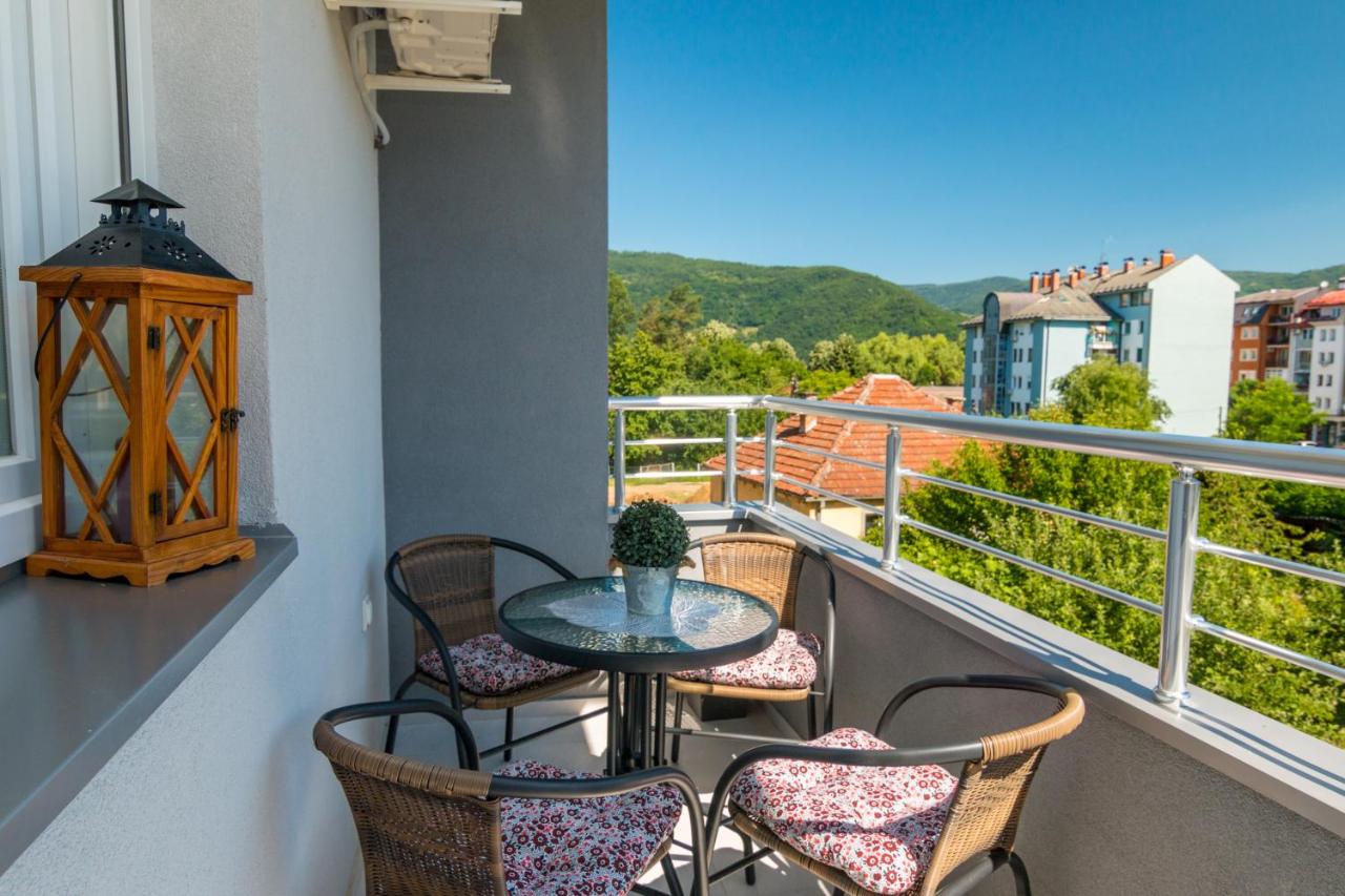 B&B Bajina Bašta - Apartman Agin Kutak - Bed and Breakfast Bajina Bašta