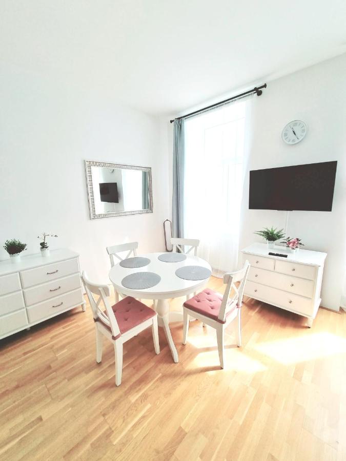 Herzlich Willkommen - Küss die Hand 4 - Ferienwohnung Wien