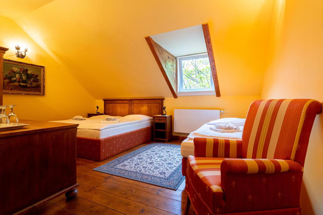 Basic Dreibettzimmer