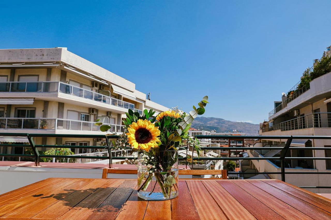 The First Key Luxury & small apartment in the center of Xanthi - B&B