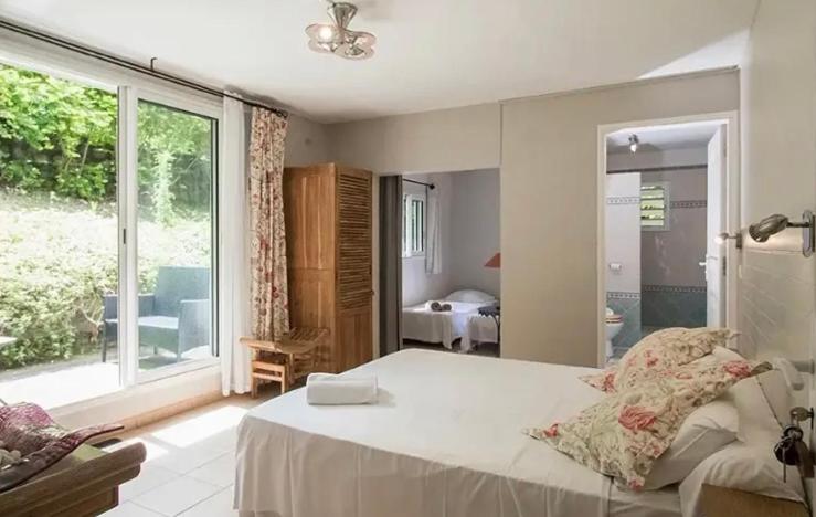 Chambre Triple avec Salle de Bains Privative