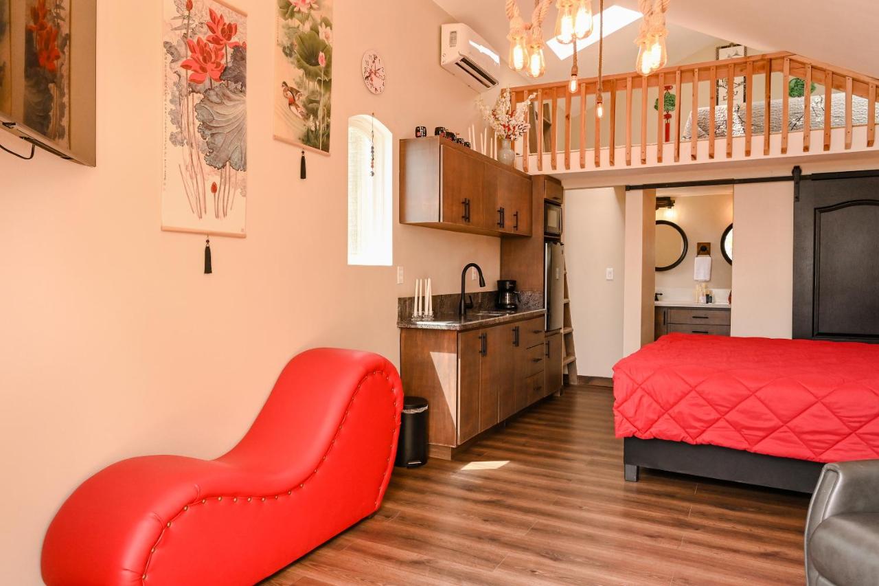 Studio Apartment with Sea View