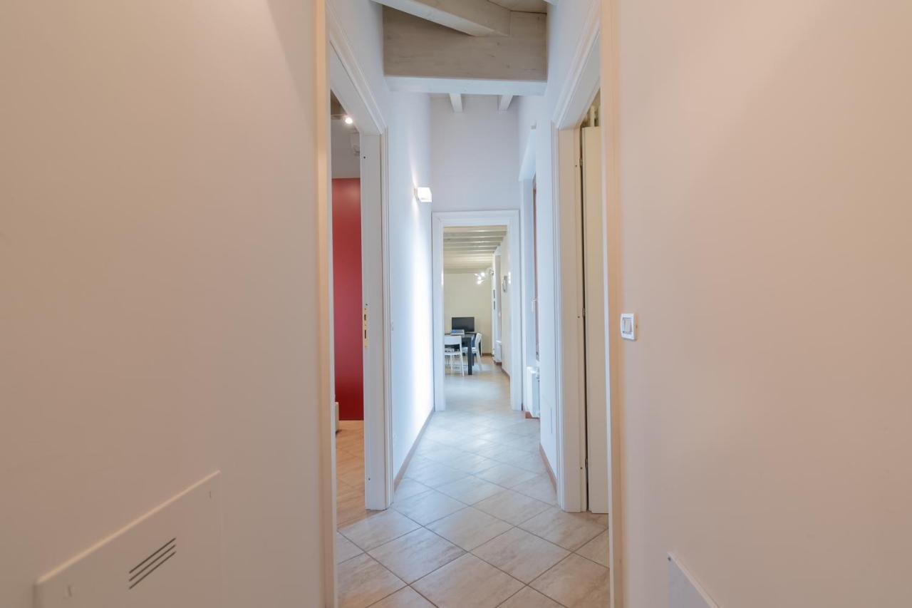 Trilocale Rua Sovera 85 - F&L Aparment - Bed and Breakfast