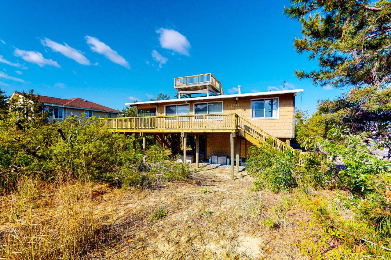 Five Bedroom Holiday Home