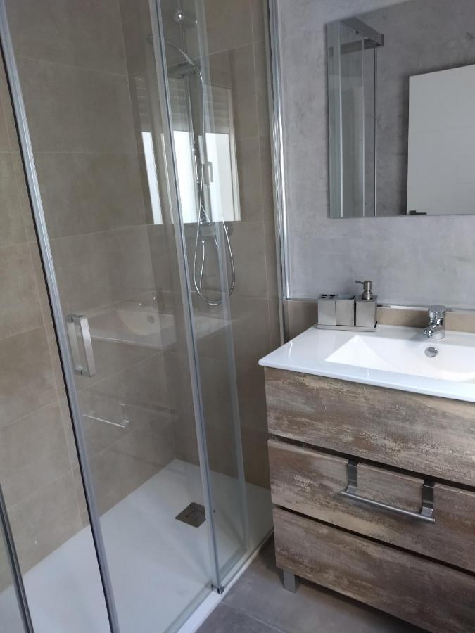 Alojamiento -Estudio Centro Dos Hermanas - B&B Dos Hermanas