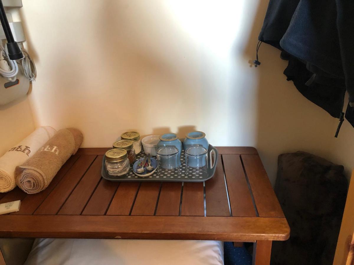 Twin Room with Private Bathroom