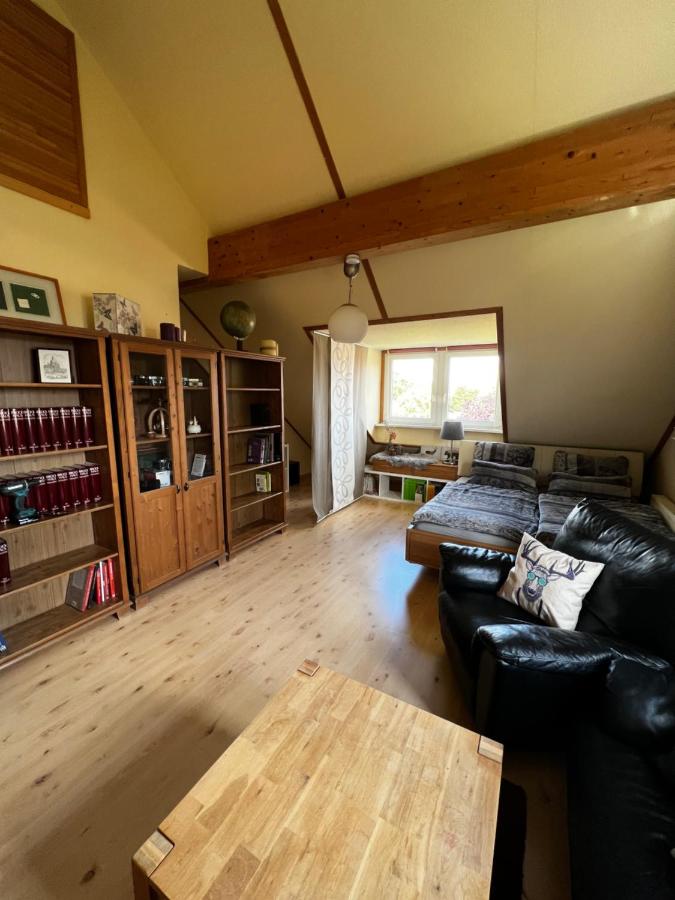 Schönes Reihenendhaus für bis zu 6 Personen - Chambres d’hôtes