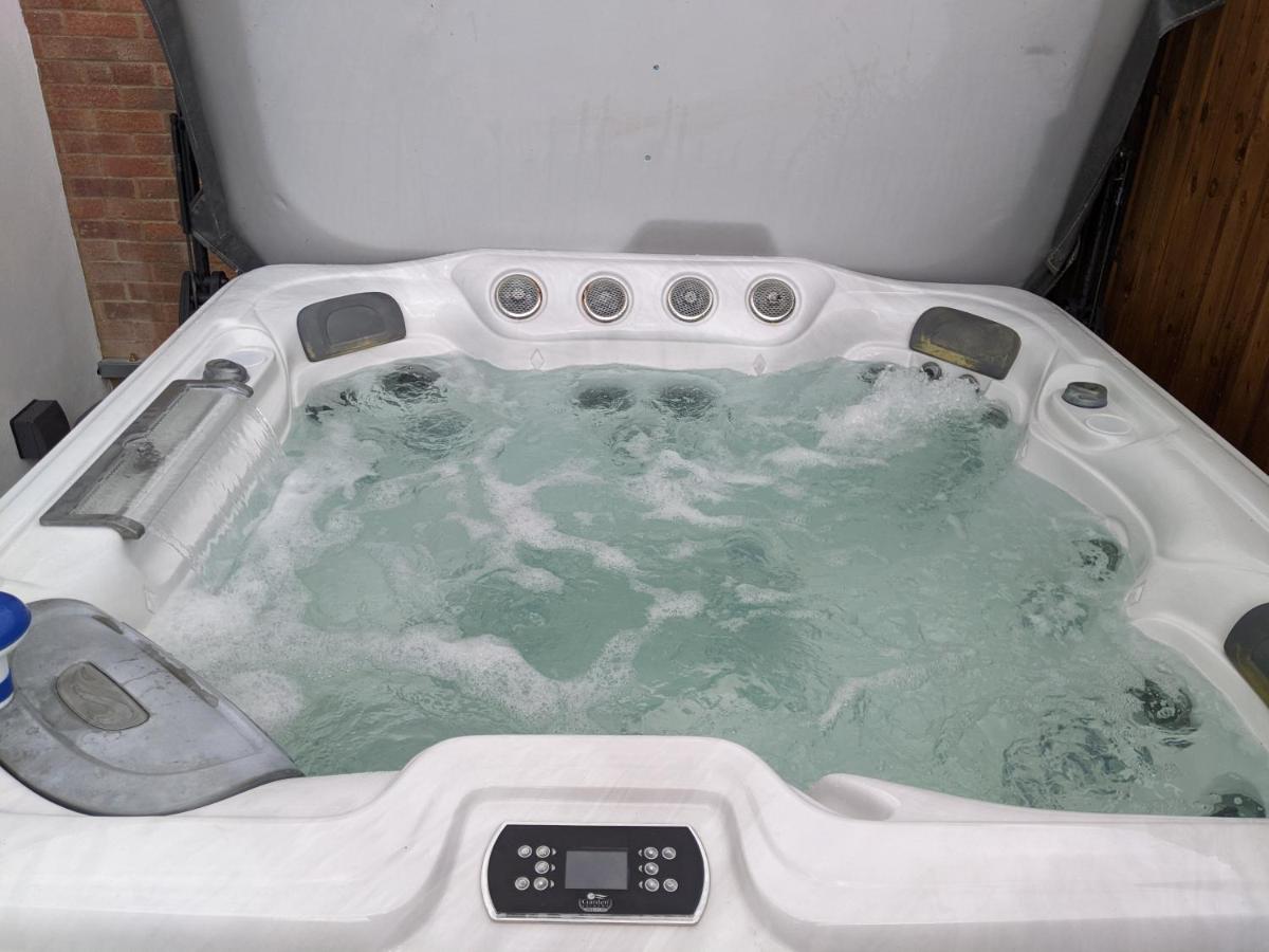 Characterful 2 bed cottage, quiet village setting - B&B Ashleworth