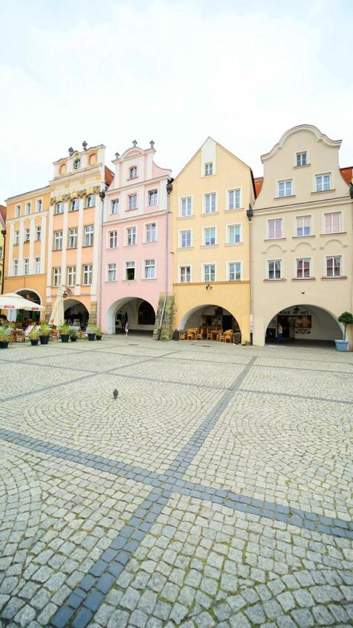 Apartamenty EverySky - Plac Ratuszowy 51 - Ferienwohnung Hirschberg im Riesengebirge