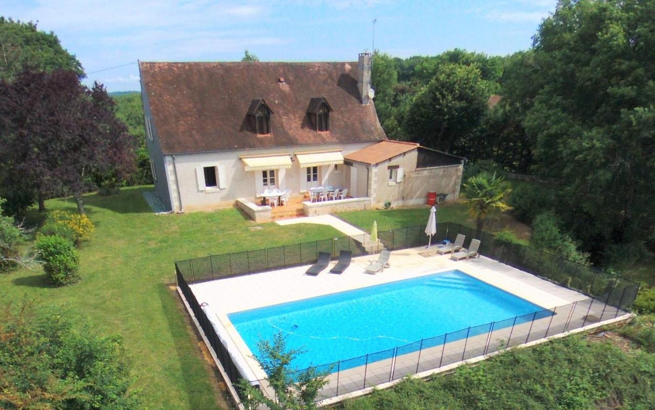 Villa piscine 15 Personnes - B&B