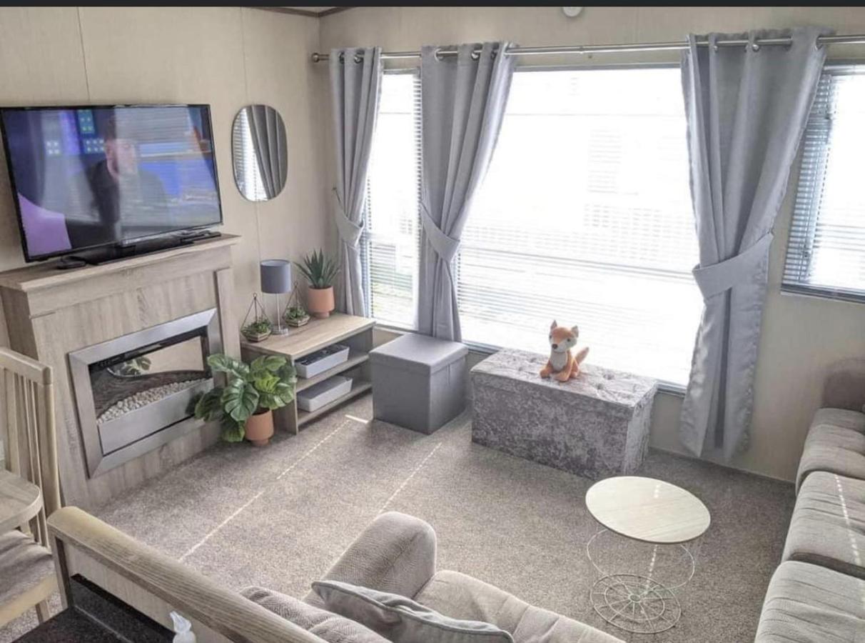 B&B Porthcawl - Immaculate 3-Bed caravan in Porthcawl - Bed and Breakfast Porthcawl