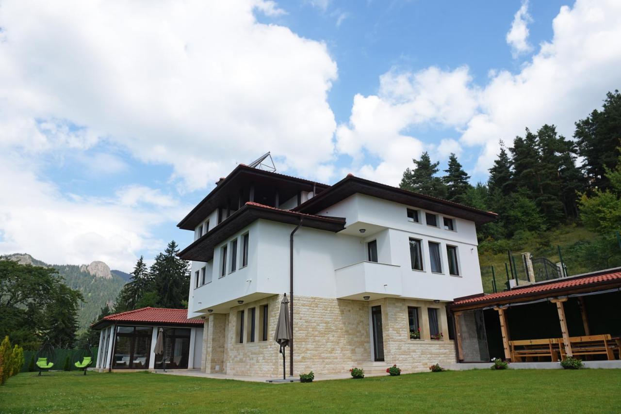 B&B Smolyan - Вила Релакс - Bed and Breakfast Smolyan