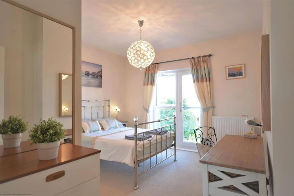 B&B Worthing - Pebble House (Goring-by-Sea) - Bed and Breakfast Worthing
