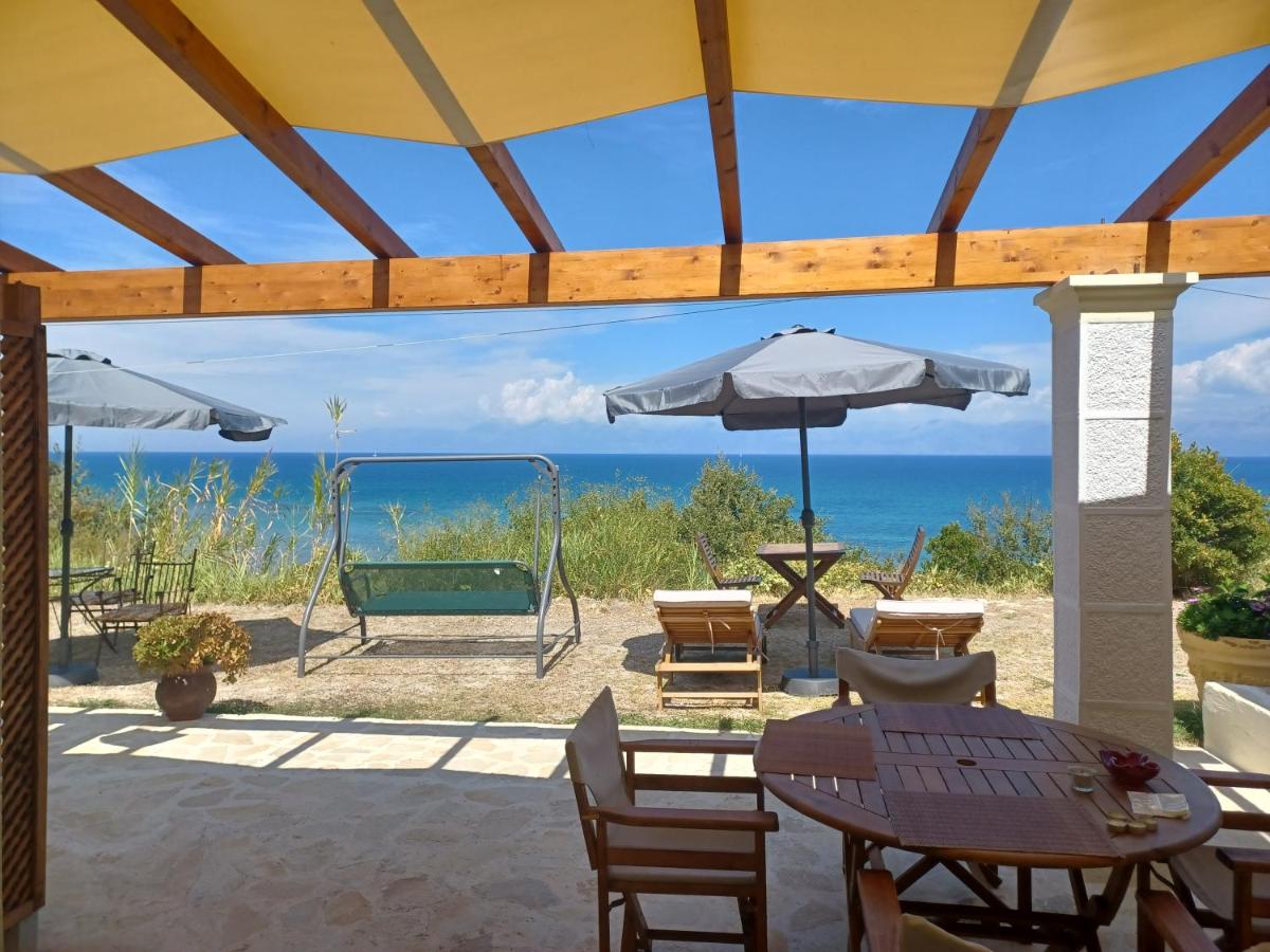 Sklavenitis Panoramic Seaview Beach Apartment - B&B