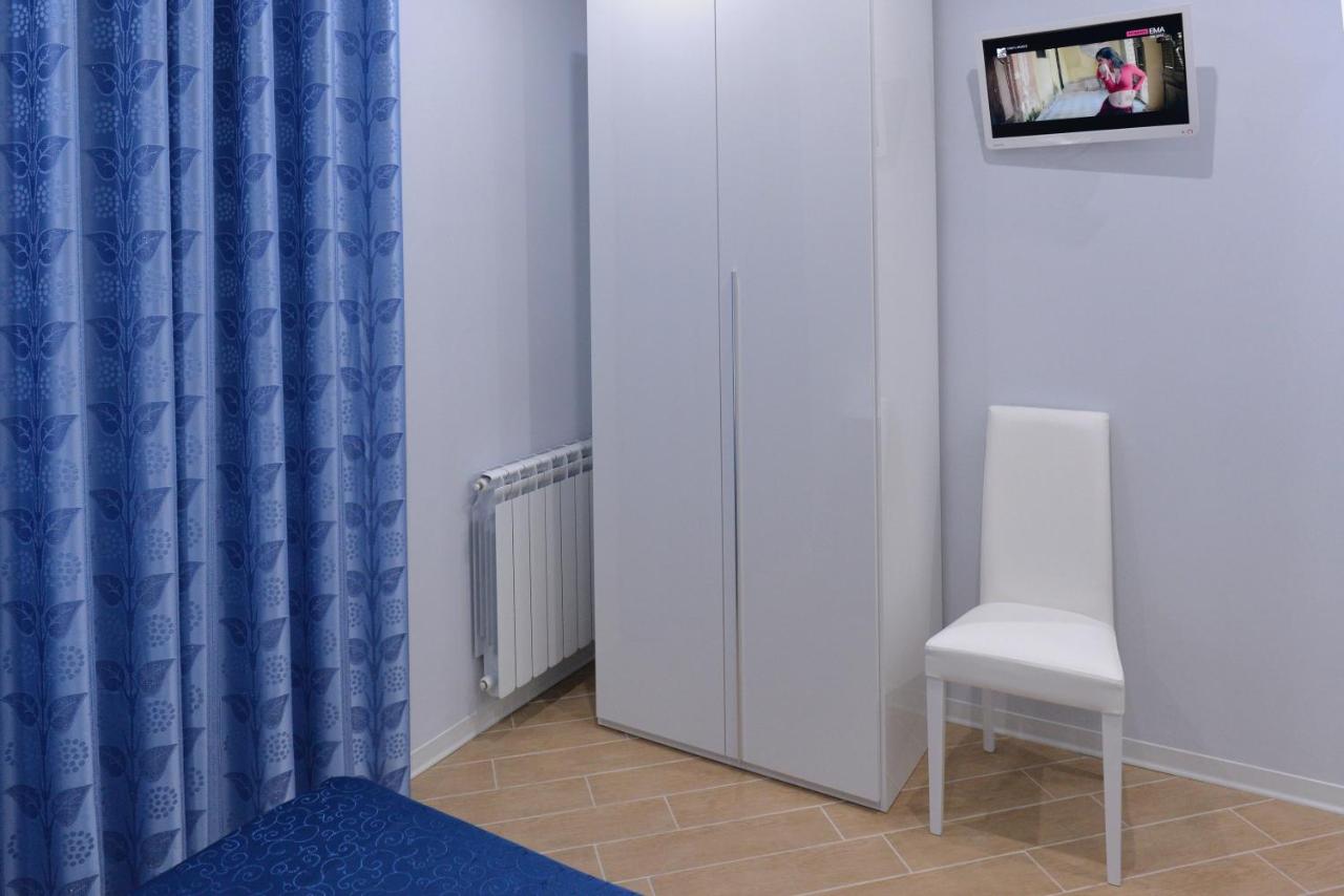 Single Room with Private Bathroom