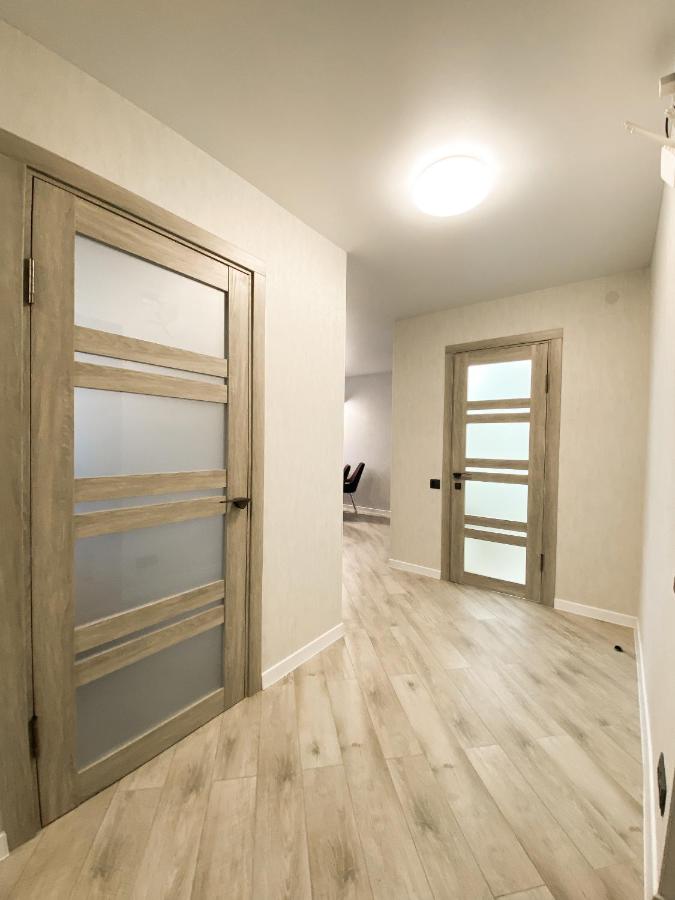 Стильні апартаменти в самому Центрі біля Корпусного саду - Мережа HELEN - B&B