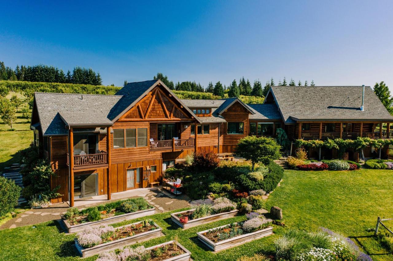 Sakura Ridge the Farm & Lodge - B&B