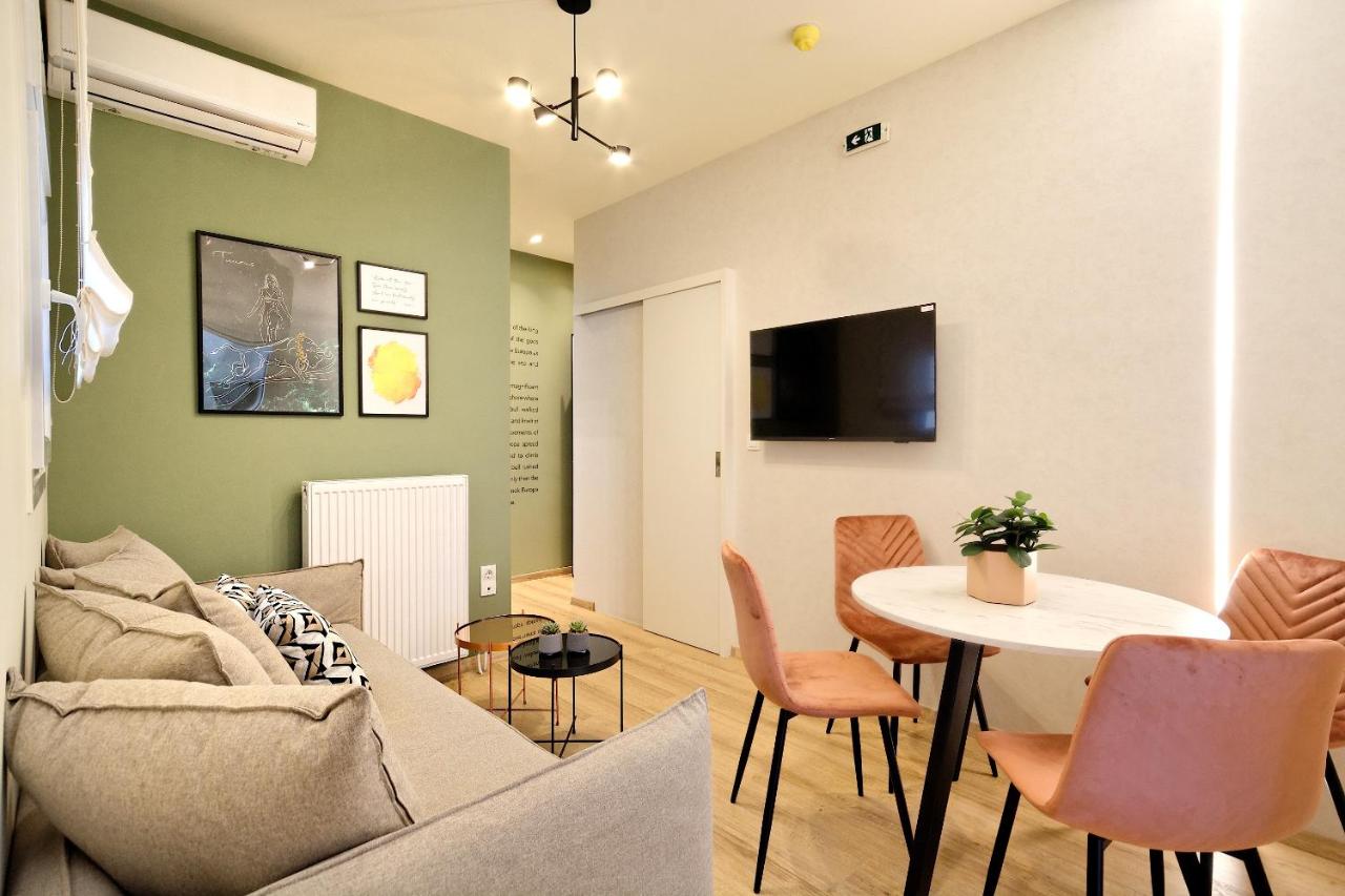 Superior Two-Bedroom Apartment with Garden View