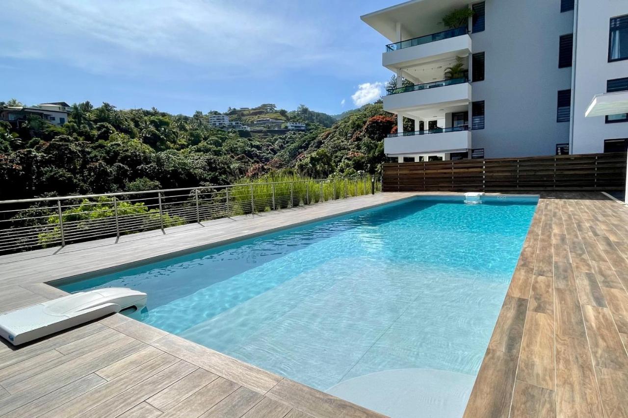 Mititai condo sea view & pool the quiet place near the airport - Chambres d'hôtes Faaa