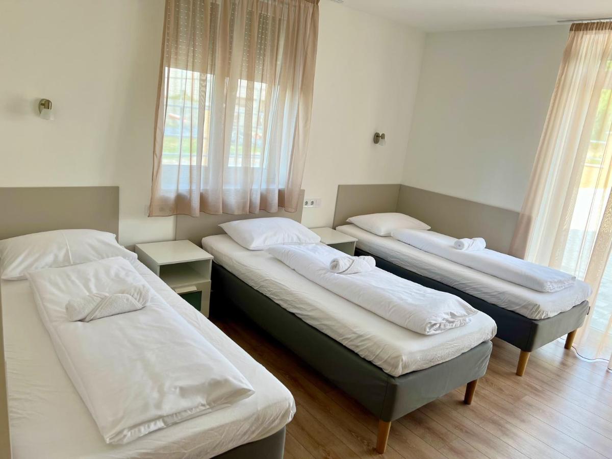 Triple Room with Terrace