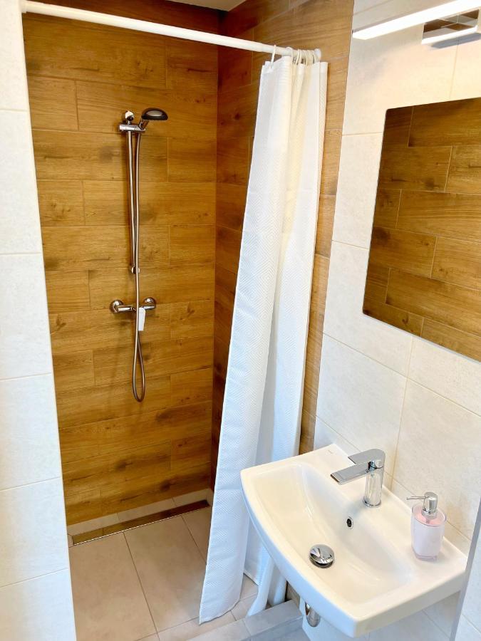 Twin Room with Private Bathroom