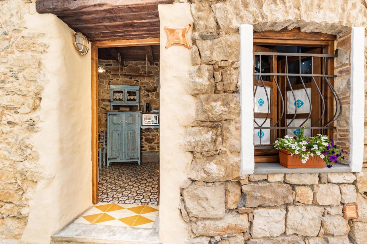 Sa dommu de su maistru 'e linna _SA SCANCìA_ - B&B