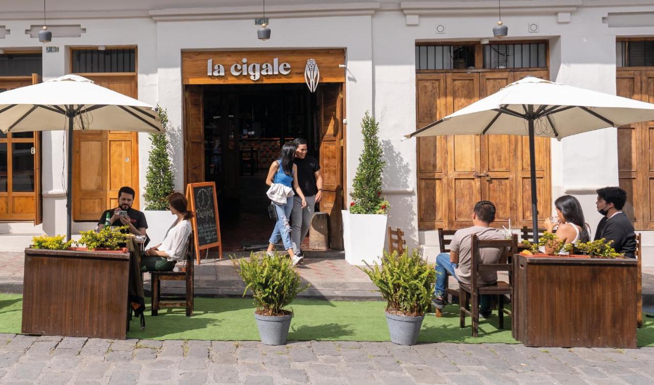 B&B Cuenca - Hostal Restaurant La Cigale - Bed and Breakfast Cuenca