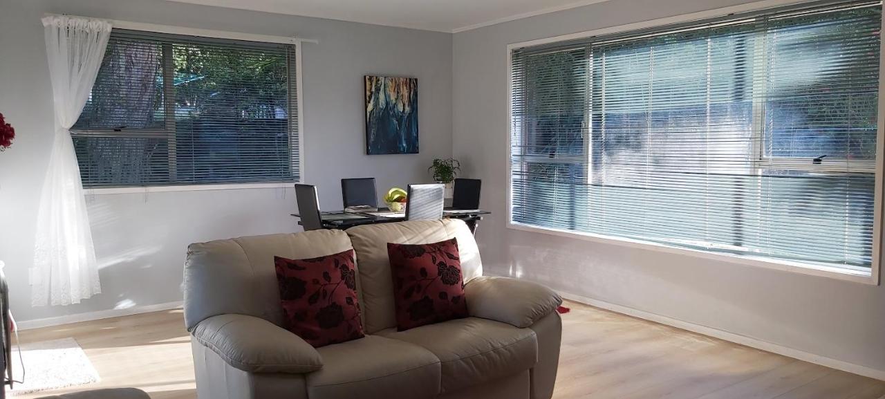 B&B Auckland - Torbay BnB - Bed and Breakfast Auckland