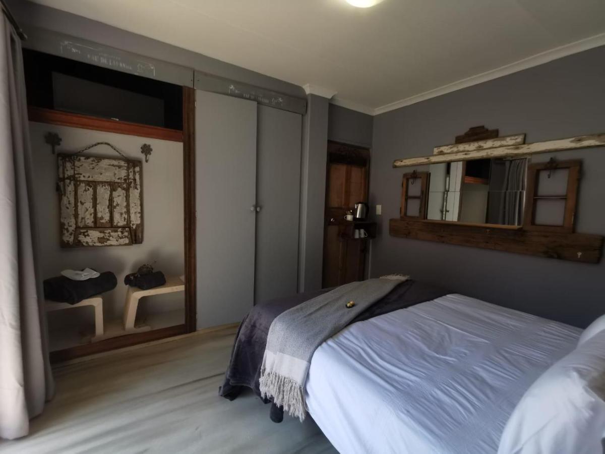 Deluxe Double Room with Shower