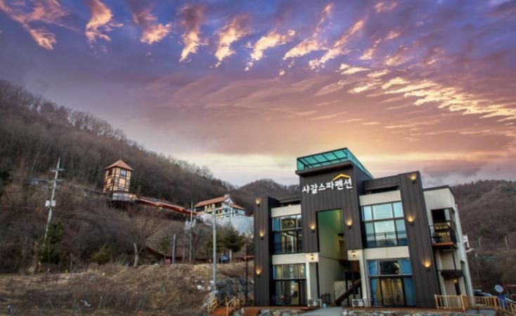 B&B District de Gapyeong - Chagall Spa Pension - Bed and Breakfast District de Gapyeong