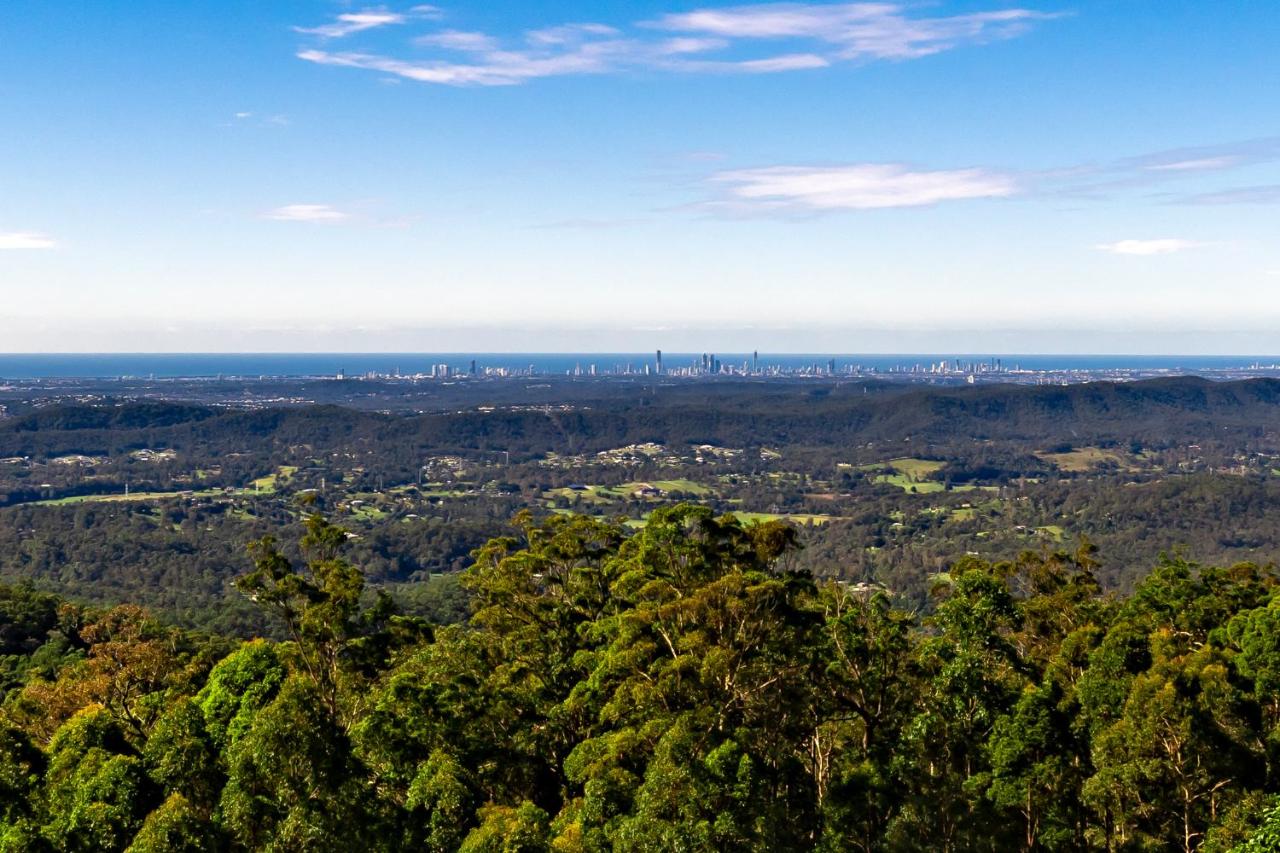 B&B Eagle Heights - Beautiful Home with Breath-taking Views Mt Tamborine - Bed and Breakfast Eagle Heights