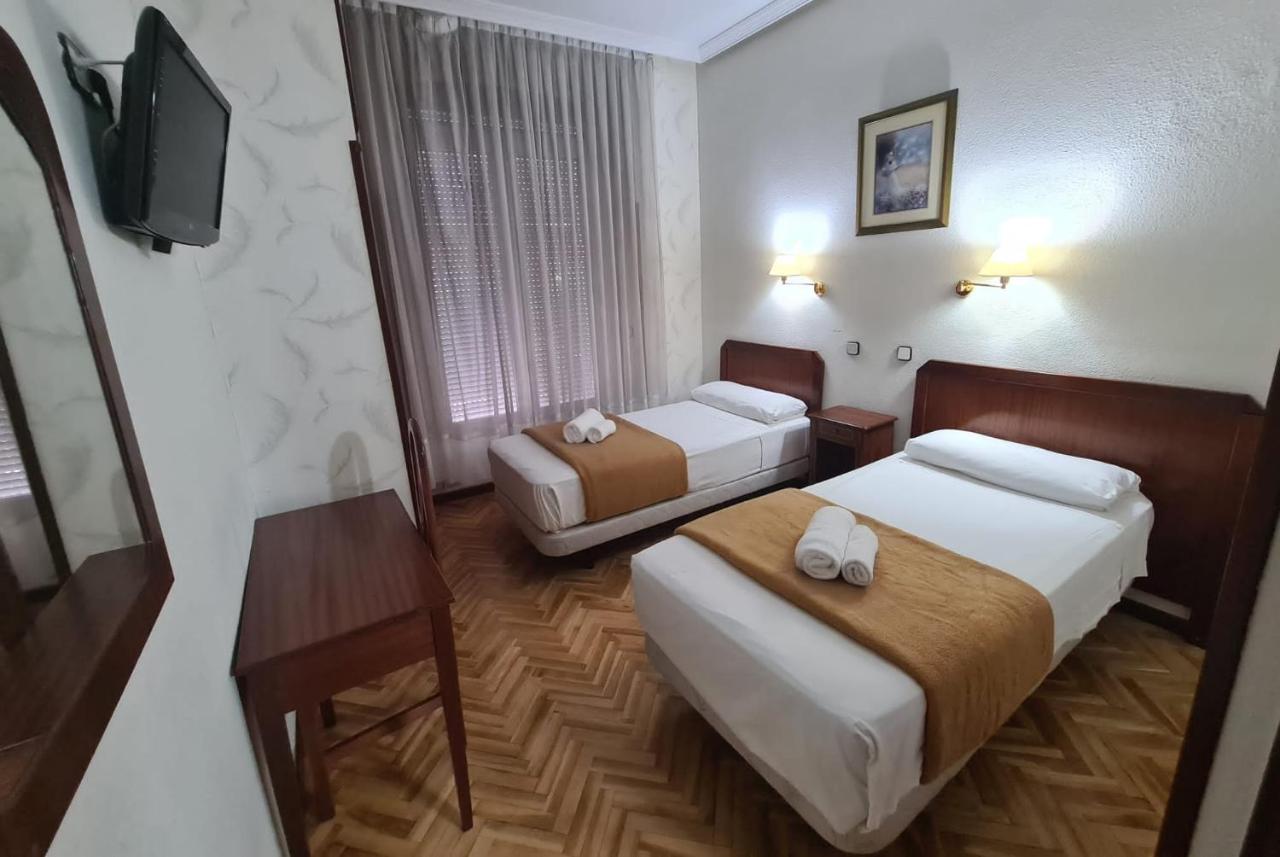 Twin Room with Balcony