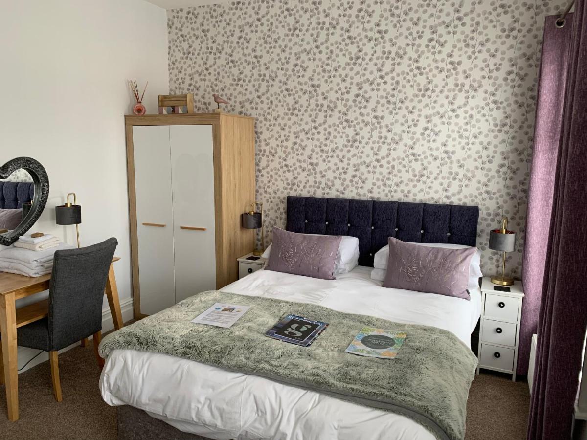 Luxury Double Room with Shower