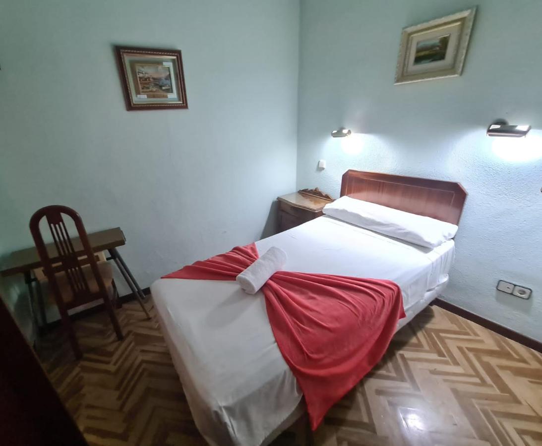 Small Single Room