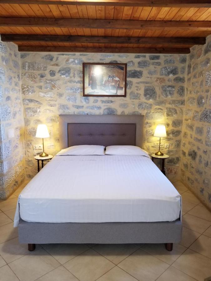 Room 5 - Studio with Sea View