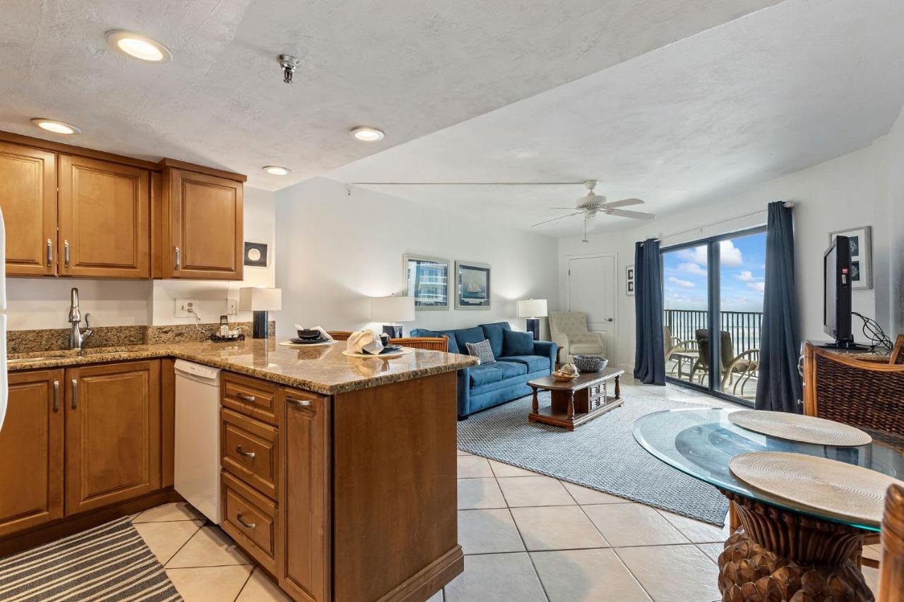 Ocean Views from Your Private Balcony! Sunglow Resort 606 by Brightwild - B&B Daytona Beach Shores