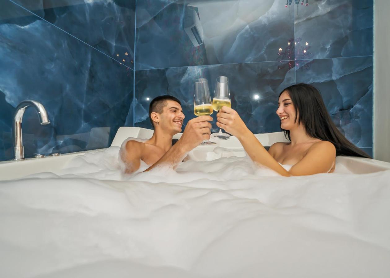 Double Room with Spa Bath