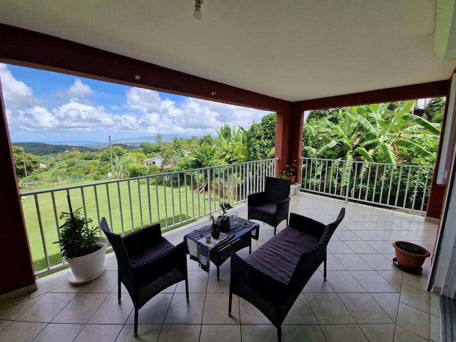 RELAX superbe appartement avec vue imprenable - B&B Bois la Charles