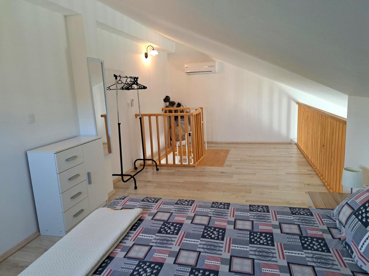 Apartment - Split Level with Sea View