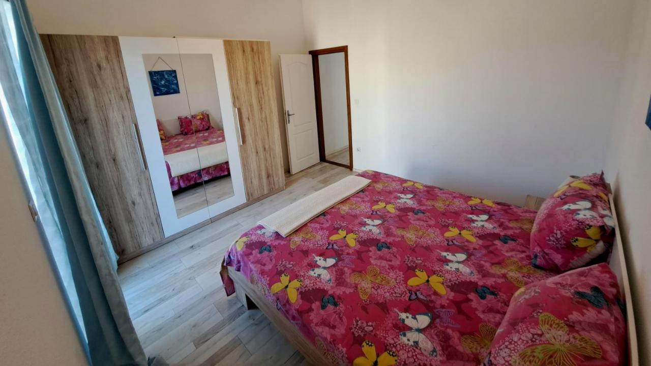 De Lux Apartment with Sea View