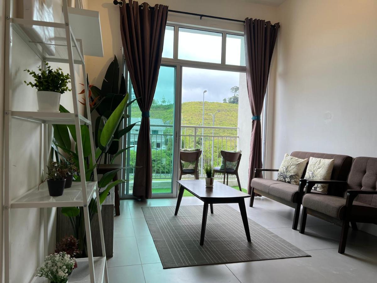 Cahaya Gardens 2 rooms at Golden Hills depan pasar malam - B&B