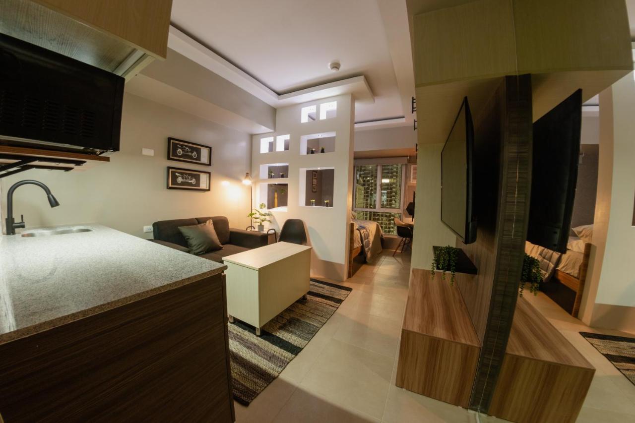 27th floor Cebu IT Park studio walking distance to everything - B&B Ciudad de Cebú